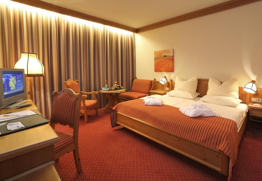 Posthotel Usseln Willingen  Bagian luar foto